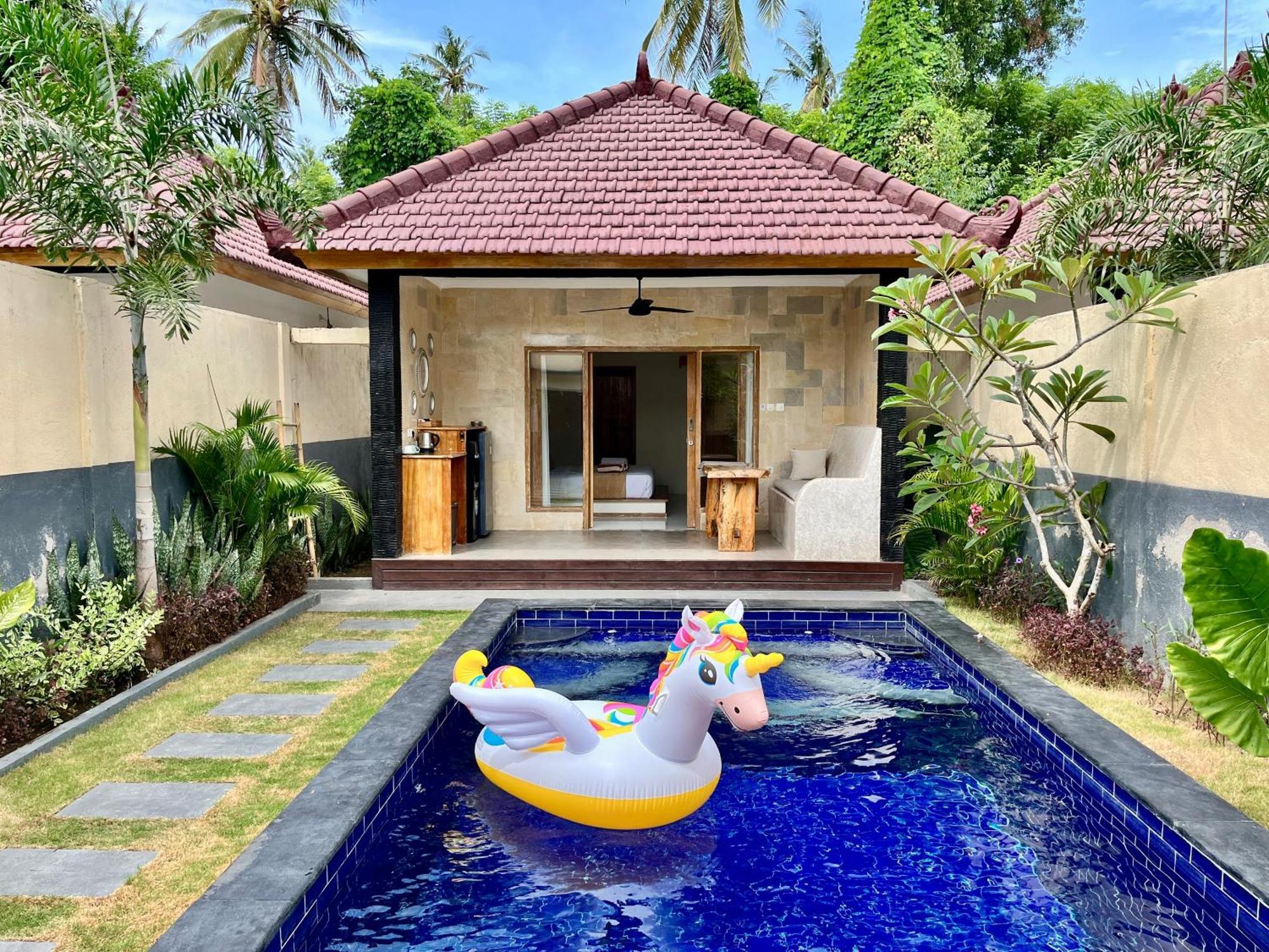 Tanis Village - Luxury Villas Gili Air Bagian luar foto