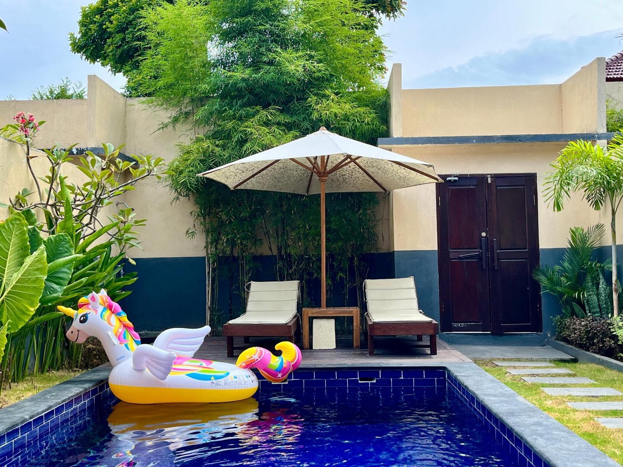 Tanis Village - Luxury Villas Gili Air Bagian luar foto